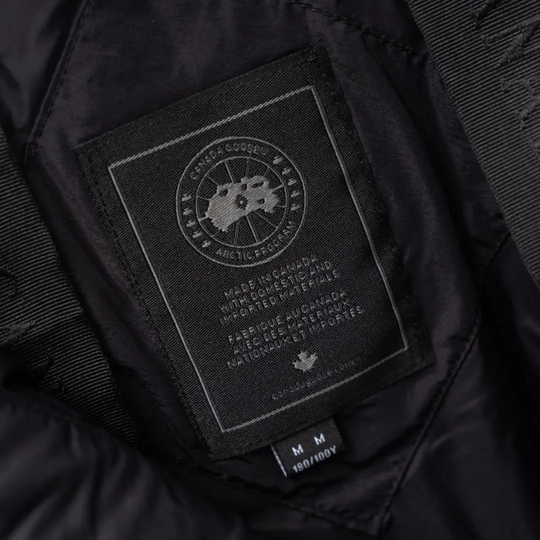 CANADA GOOSE 2801 ：Black Size：XS-XXL